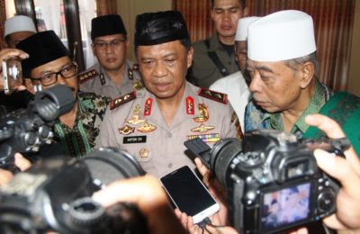 Karena Sering ke Pesantren, Kapolda Jabar Diberi Gelar Kiai Haji