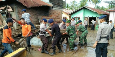 Banjir Padang Sidempuan Tewaskan 5 Warga