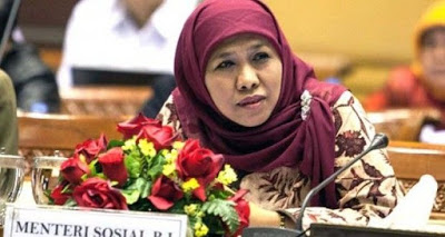 Mensos Resmikan Kampung Kesetiakawanan Sosial Kota Padang