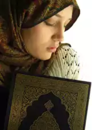 Ciri-ciri Akhlaq Wanita Sholehah