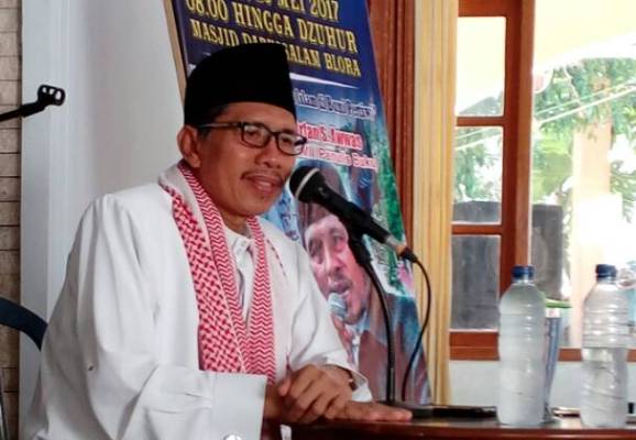 Ustadz Irfan S. Awass: Hasil Survey Setara Institute Merupakan Penistaan Terhadap Rumah Ibadah Muslim