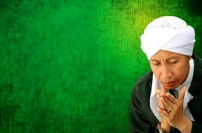 Orang Cerdas Ingat Mati (Oase Iman Buya Yahya)