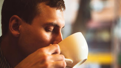 Bagi Yang Doyan Ngopi, “Ada Apa Di Kopi Sachet?”