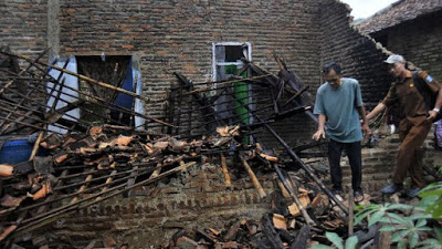 Daerah Terdampak Gempa 6.1 Skala Richter Meluas