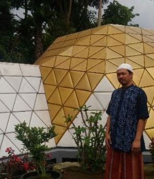 Unik !!! Musholatorium, Mushola Yang Berfungsi Sebagai Planetarium