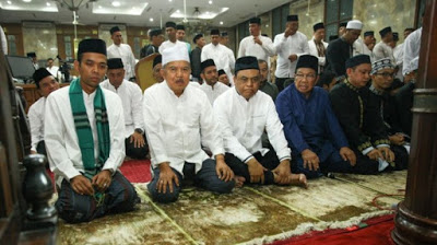 Wapres JK: Ulama dan Ustad Tak Dilarang Bicara Politik di Masjid
