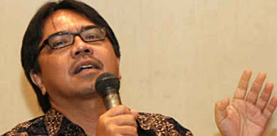 Terkait Postingan di Facebook, Ade Armando Dipolisikan !!!