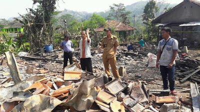 Empat Rumah Warga Ludes Dilalap Si Jago Merah