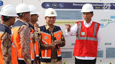 Pengamat Tim Studi NSEAS: Empat Tahun Ini Jokowi Masih Gagal Membangun Infrastruktur