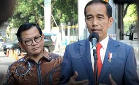Pengamat: Permintaan Jokowi Agar Perwira TNI – Polri Sampaikan Hasil Kinerja Pemerintah Dinilai Tak Masuk Akal
