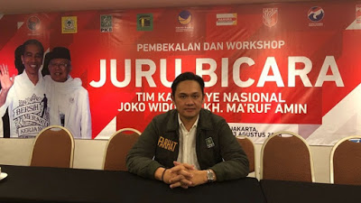 Makin Seruu !! Farhat Abas Dilaporkan Ke Bareskrim Terkait Postingan “Pilih Jokowi Masuk Surga”