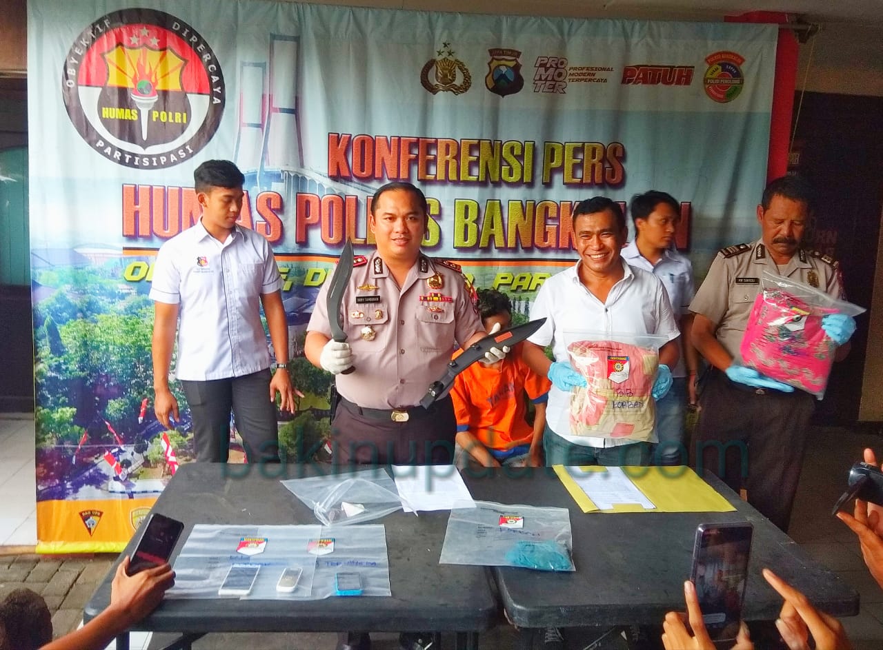 Polres Bangkalan Rilis  Tersangka Pembunuhan Yang Dilatari Asmara