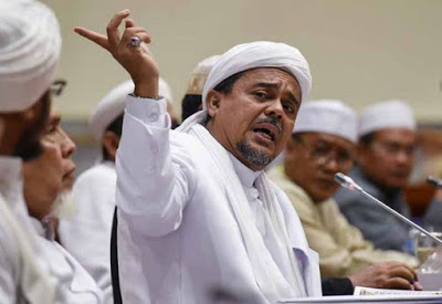 Aparat Saudi Uber Pemasang Bendera di Rumah Habib Rizieq Shihab
