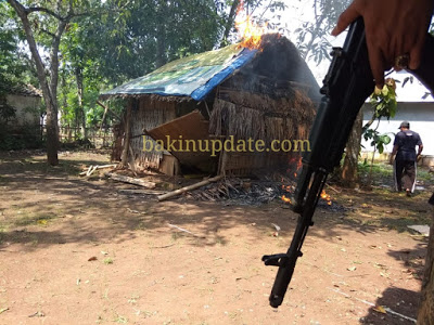 Pasukan Gabungan Polres Bangkalan dan Brimob Polda Jatim Bongkar dan Musnahkan Rumah Bilik Sabu