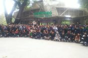 Polemik Kebun Binatang, Sejumlah Massa Padati Gerbang Kebun Binatang Bandung